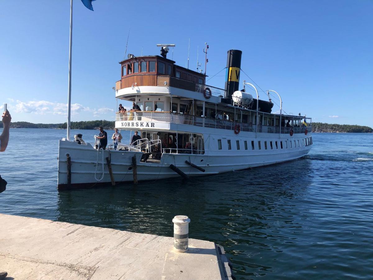 Semesterhus I Stockholms Skaergard, Runmaroe Vaermdoe Namdo Zewnętrze zdjęcie